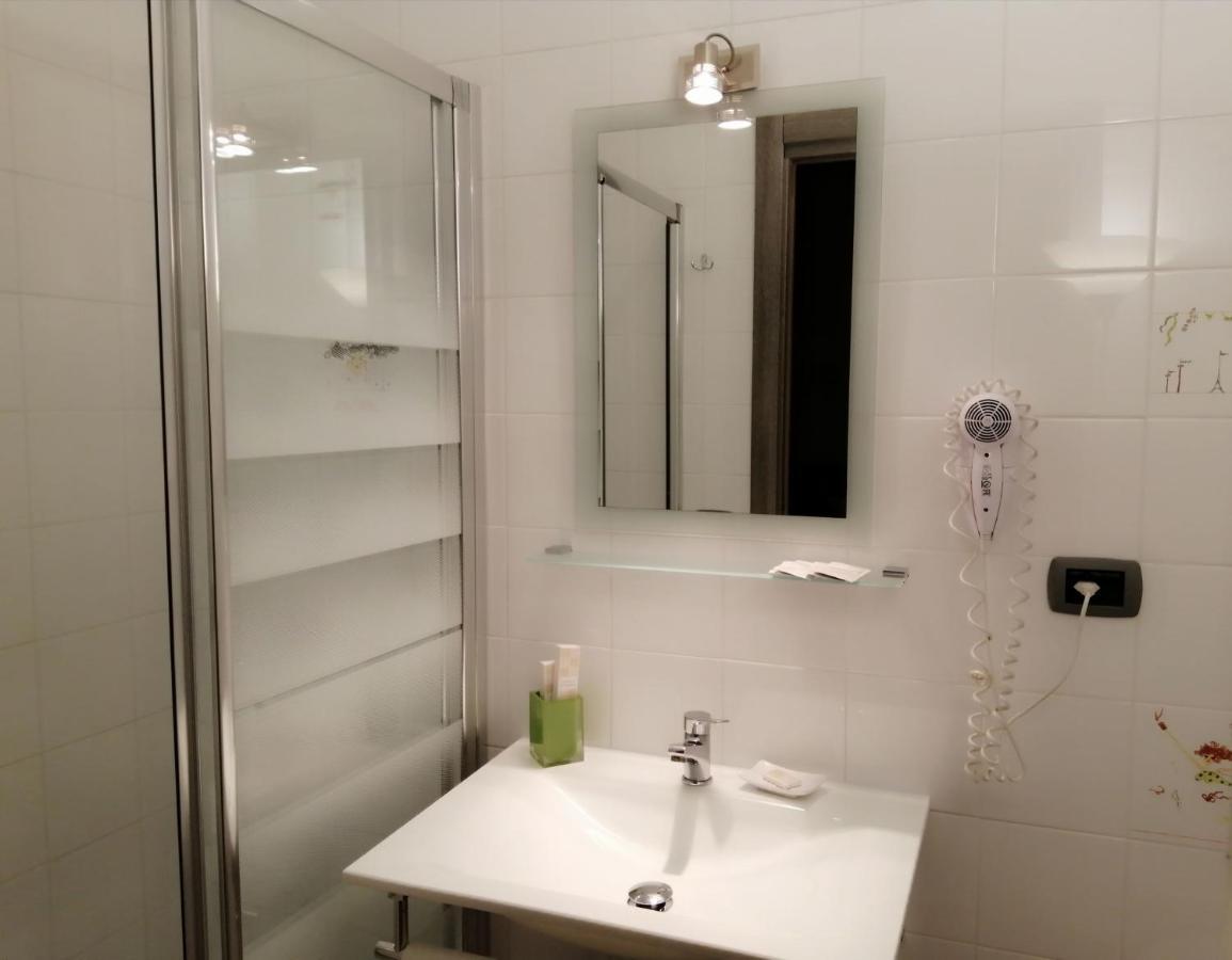 B&B Carolina Napoli-Vomero Buitenkant foto